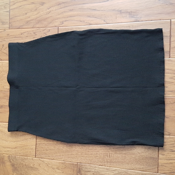 Room Service Black Elastic Waist Ribbed Skirt Size L - Picture 4 of 8